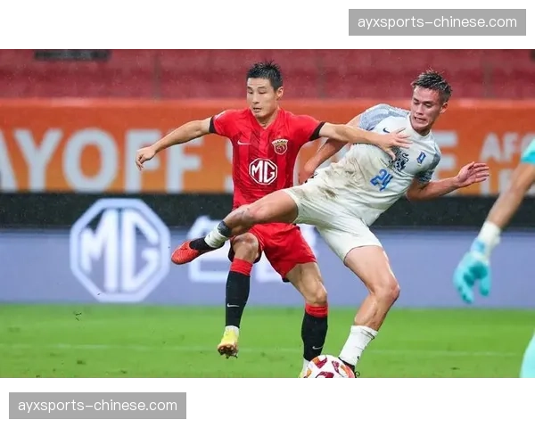 述评：上海海港险平河南，缺少巴尔加斯后球队左路进攻缺乏有效渗透