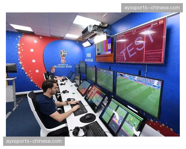 社论：英超VAR使用频次下降，但关键判罚的清晰沟通仍待改进