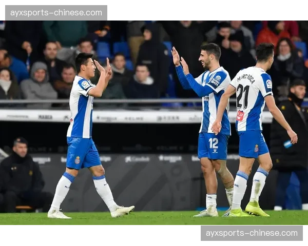 西甲与电影公司合作纪录片《西甲之声》,讲述联赛全球化故事 西甲与电影公司合作纪录片《西甲之声》,讲述联赛全球化故事