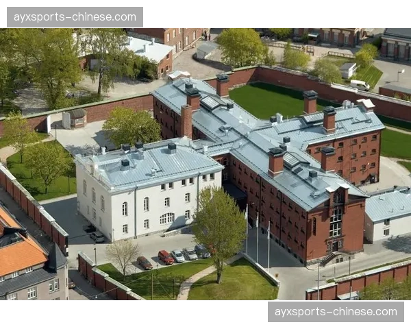 荷尔斯泰因基尔将耗资6500万英镑翻新主场,容量增加50% 荷尔斯泰因基尔将耗资6500万英镑翻新主场,容量增加50%